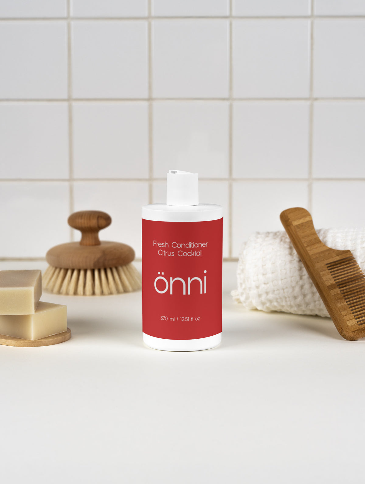 Onni Fresh Conditioner, Citrus Cocktail bottle, product photo view 5