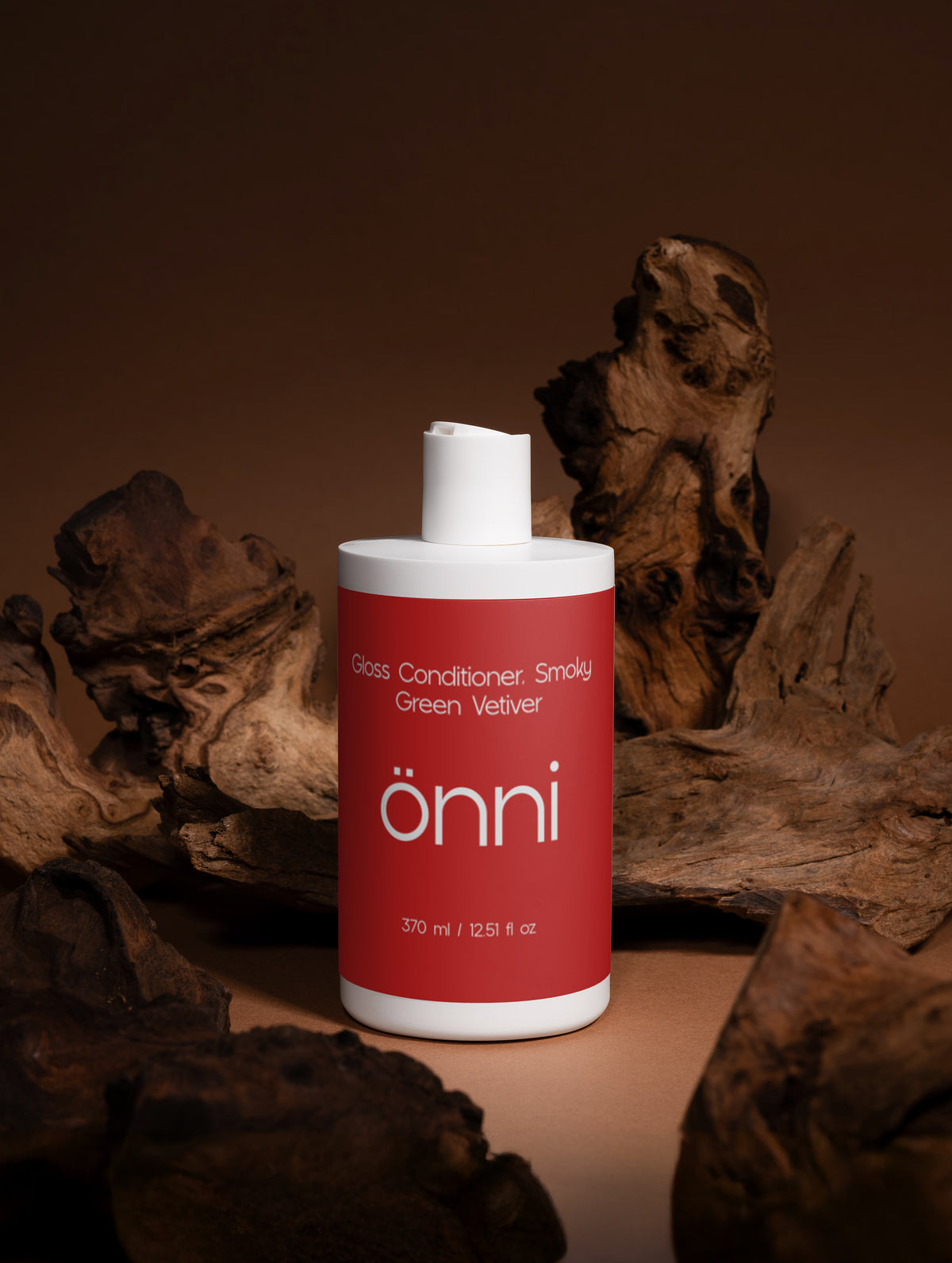 Onni Gloss Conditioner, Smoky Green Vetiver bottle, product photo view 4