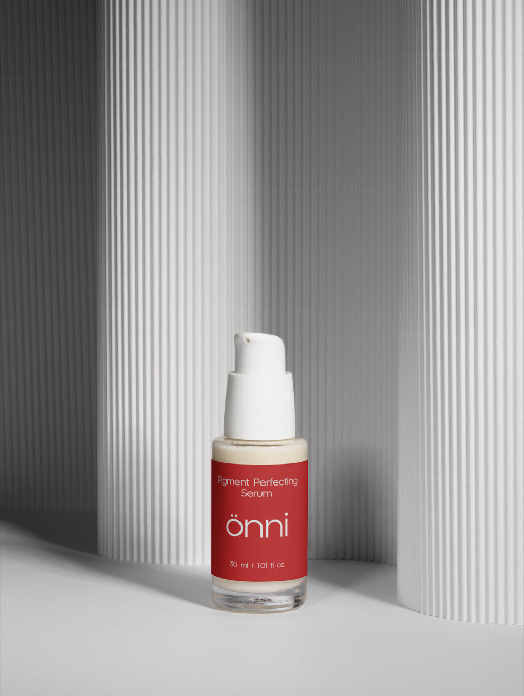 Onni Pigment Perfecting Serum bottle, product photo view 2