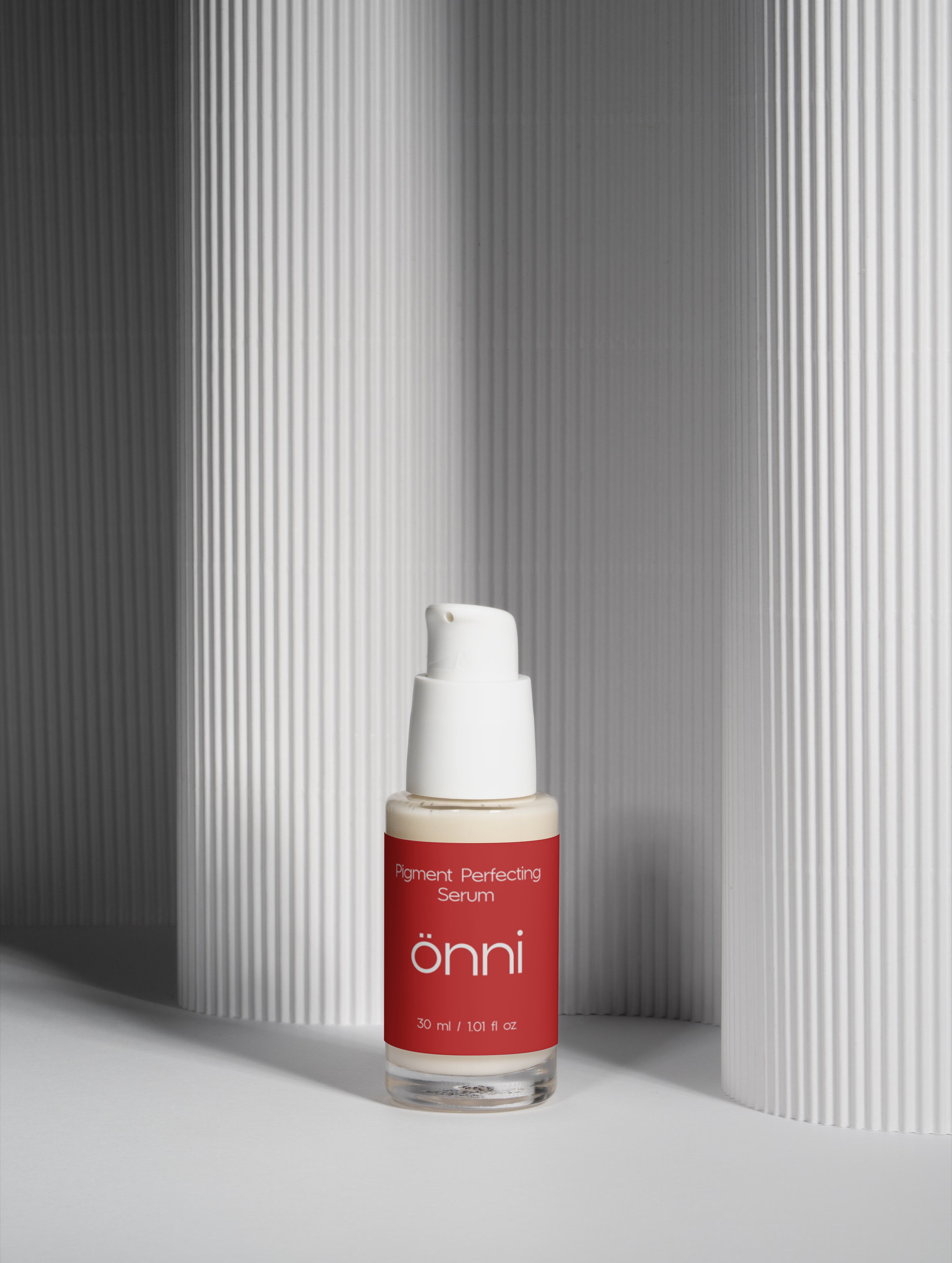 Onni Pigment Perfecting Serum bottle, product photo view 2